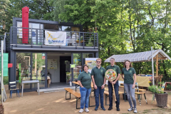 2025-08-24_09-45-42_000